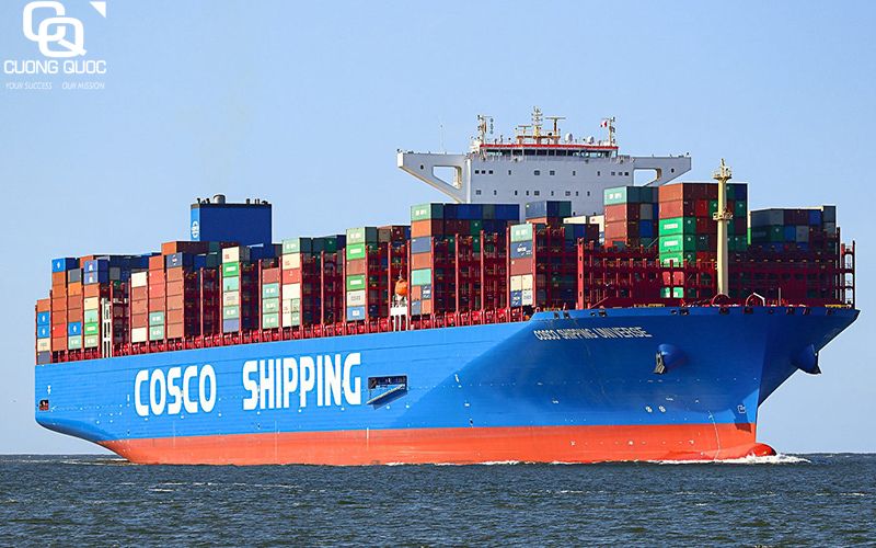 1. Tàu container (Container Ship)
